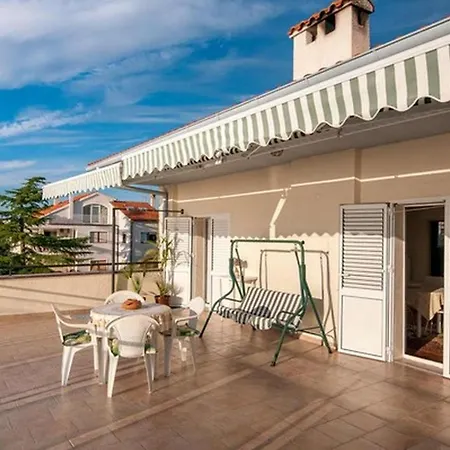 Amazing Seaview Apartment With A Balcony Near The Beach - Kneza Trpimira I Zadar Exteriér fotografie