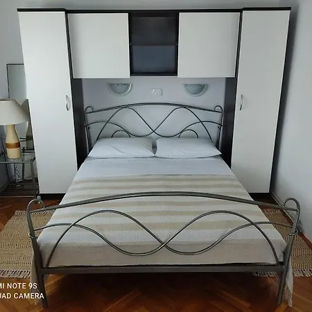 Amazing Seaview Apartment With A Balcony Near The Beach - Kneza Trpimira I Zadar Exterior photo