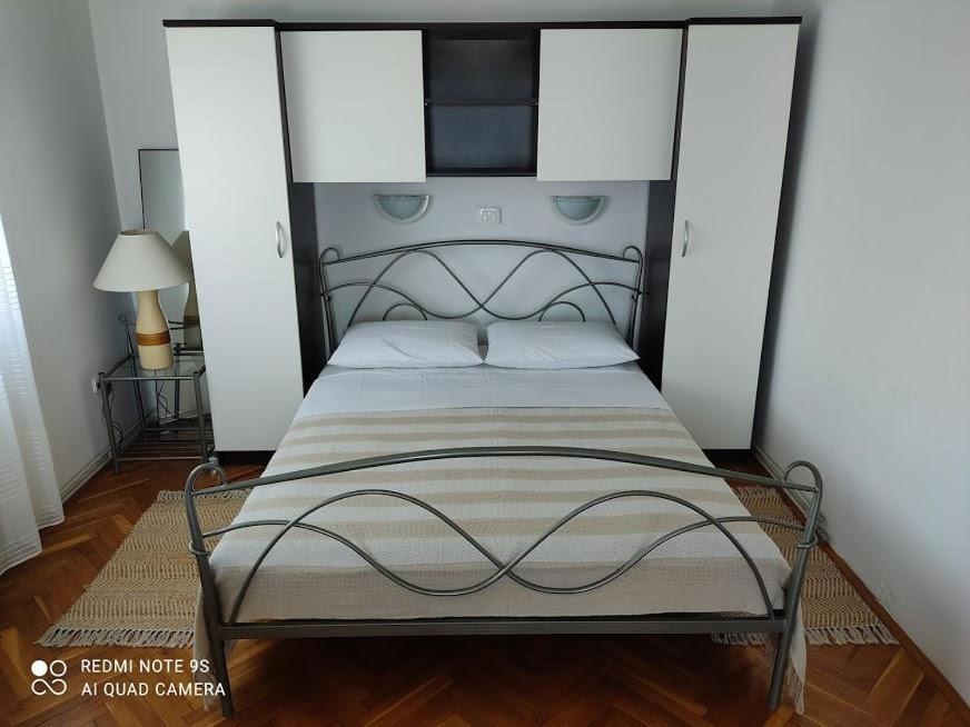 Appartement Amazing Seaview With A Balcony Near The - Kneza Trpimira I Zadar